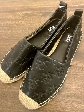 NWOT - DKNY Black Embossed Leather Espadrille Flats with Natural Jute Toe